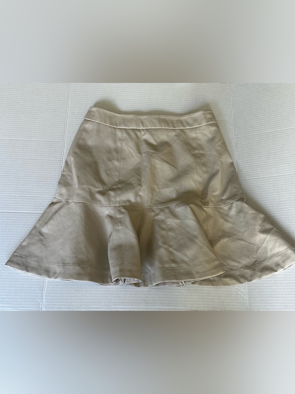 Women’s Beige Flounce Hem A-Line Skirt